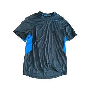 Nike Dri-Fit T-Shirt | Size M Men’s | 100% Polyester | Made In Vietnam